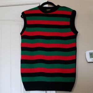 NWT beautiful ladies Vest sweater M/L l